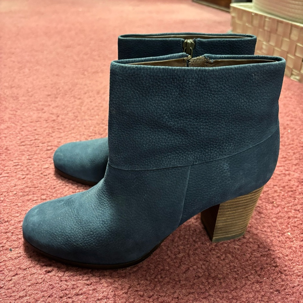 Cole Haan Nike Air Cassidy Leather Booties